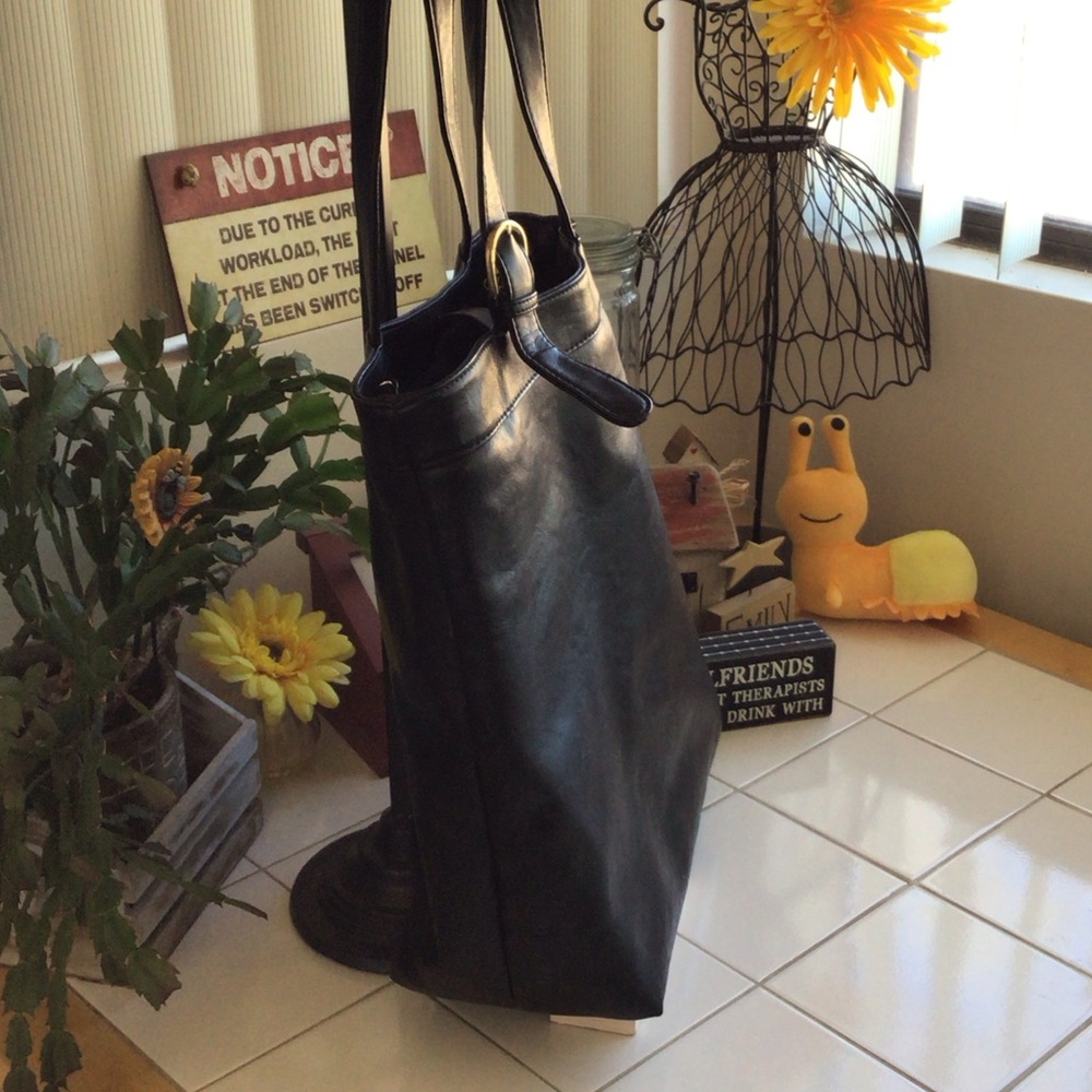 Deep Black Everyday Tote - Picture 4 of 9